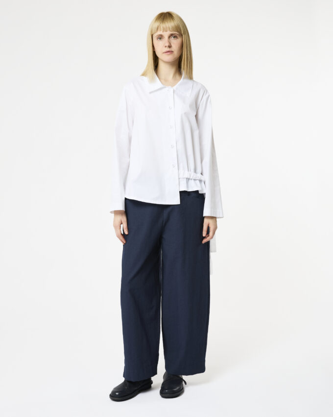 camicia con laccio