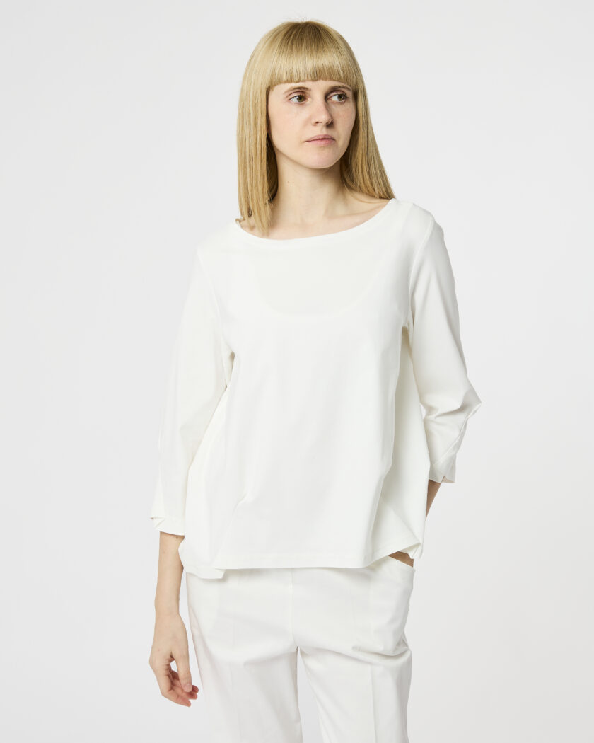maglia con abbottonatura dietro - immagine 2