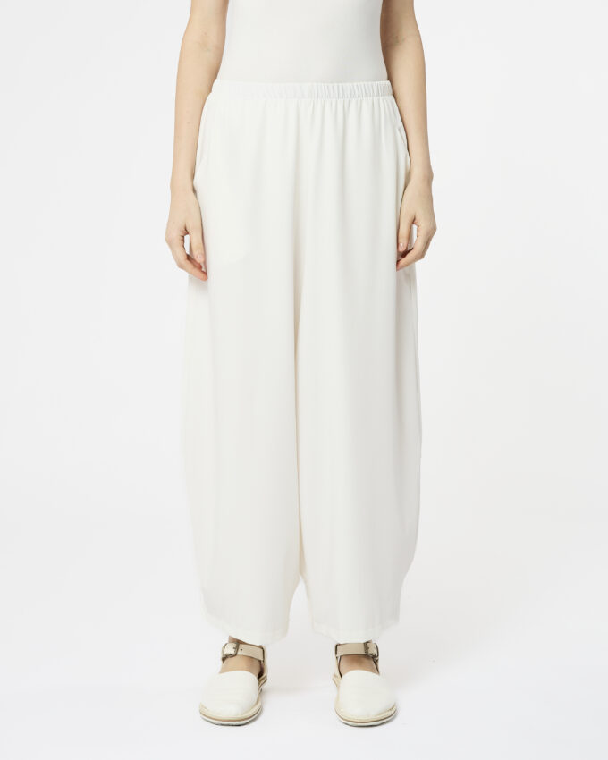 pantalone con polso dietro