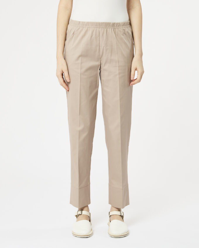 pantalone a sigaretta con tasche