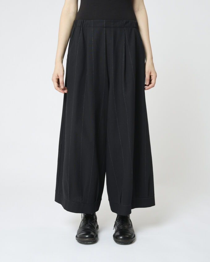 pantalone largo con fondo